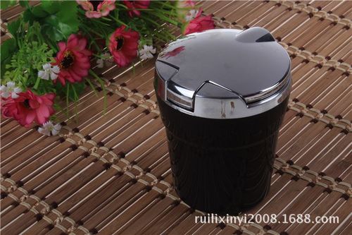 车载广告新载体 高档金属镀铬LED阻燃烟灰缸，打造内饰精品级品牌曝光